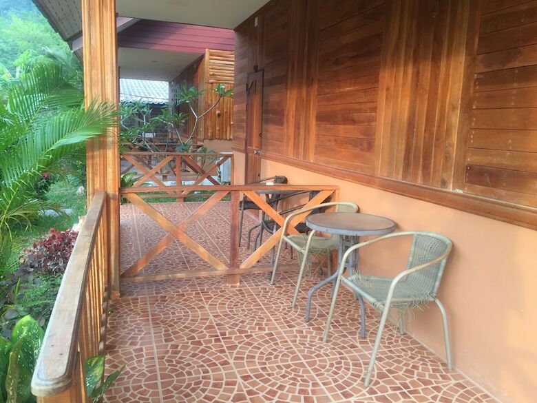 Hotel Poonsap Resort