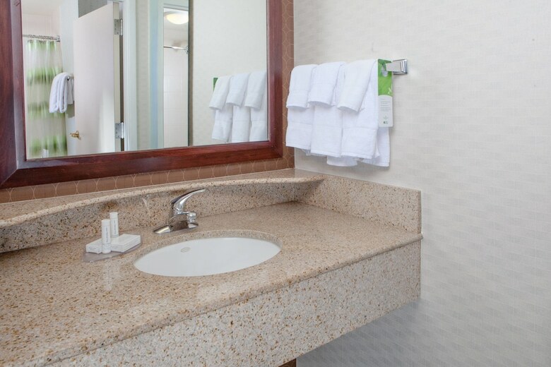 Hotel Springhill Suites By Marriott Norfolk Virginia Beach