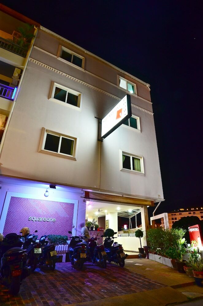 Hostal Squareone - Hostel