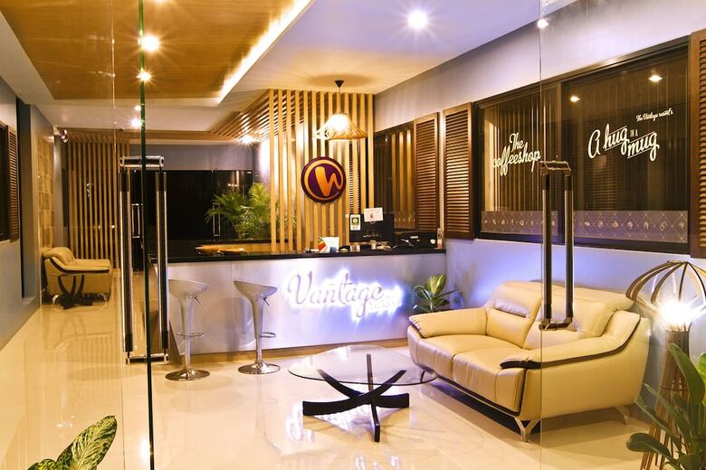 Hotel Vantage Resort