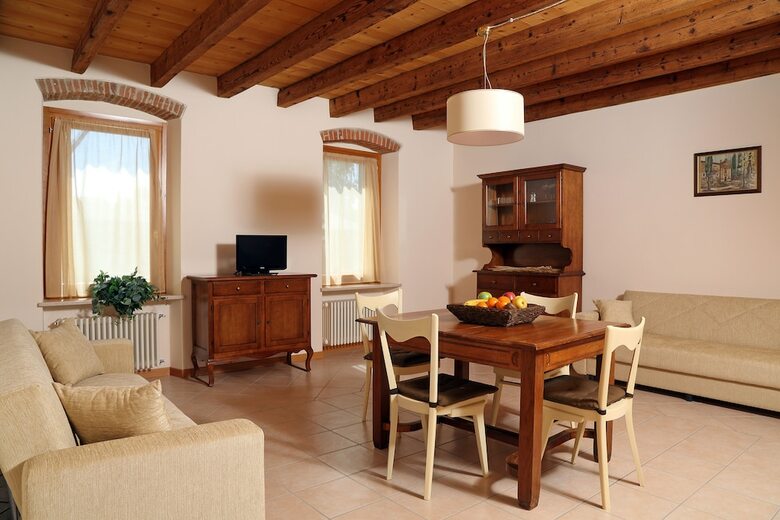 Residence Borgo Mondragon