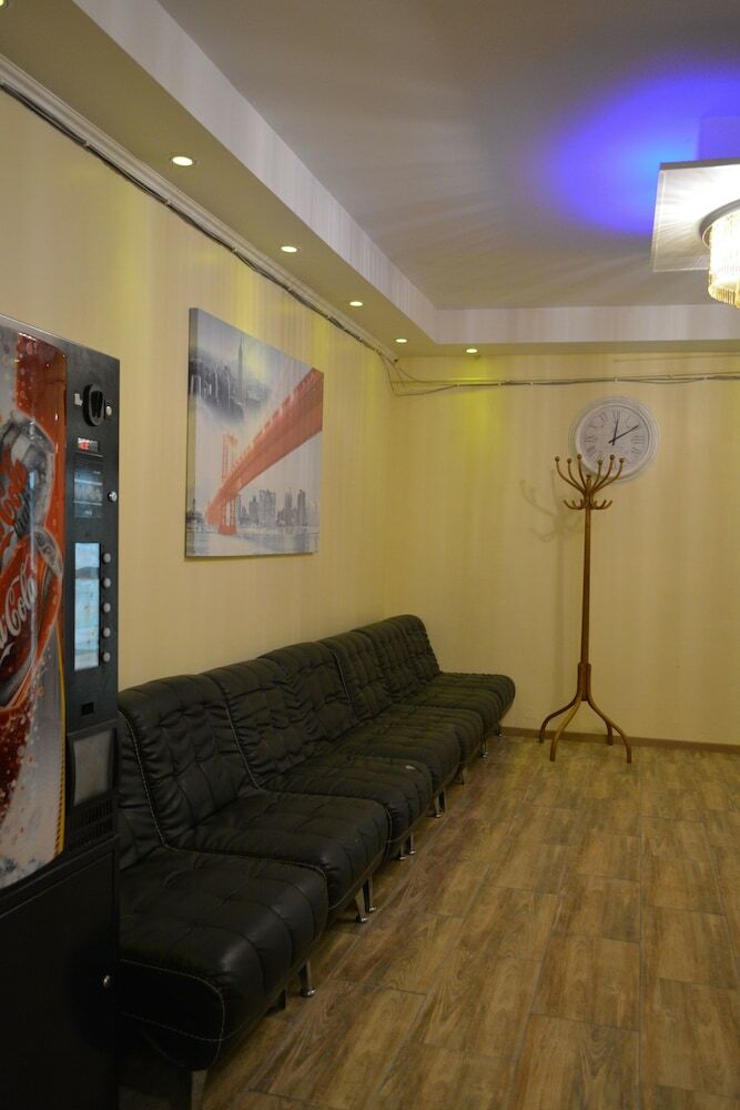 Hostal Holiday Hostel