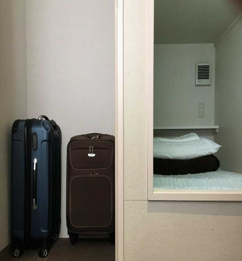 1 Night 1980 Hostel Tokyo