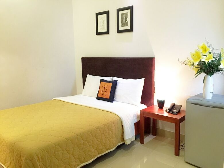 Giang Son 3 Hotel
