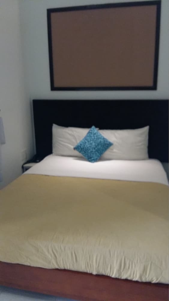 Giang Son 3 Hotel