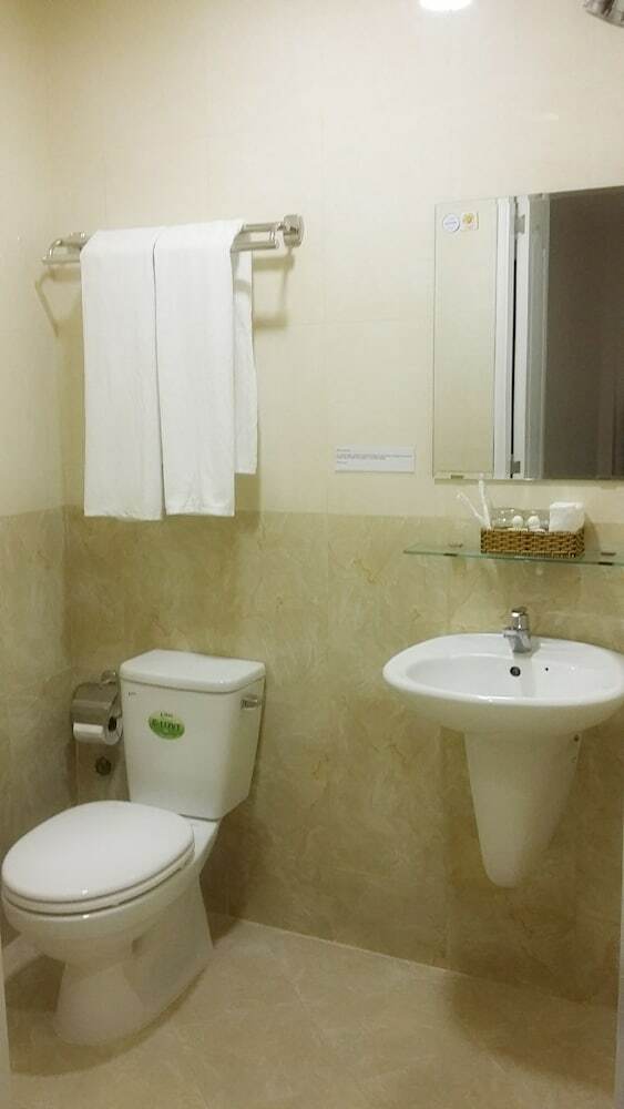 Giang Son 3 Hotel