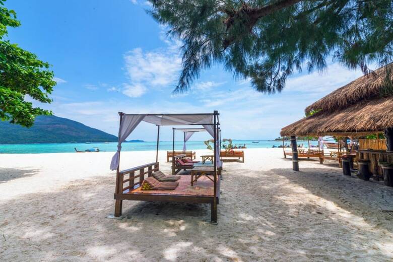 Hotel Lipe Beach Resort