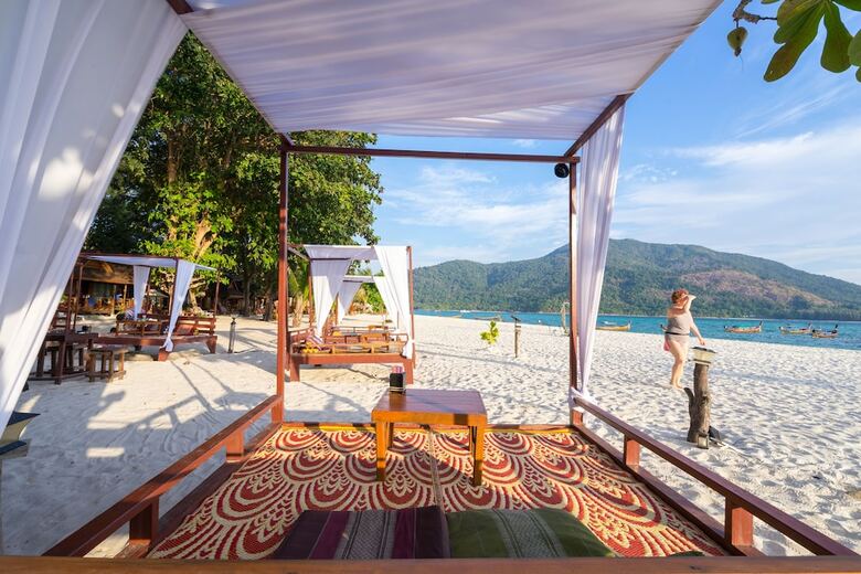 Hotel Lipe Beach Resort