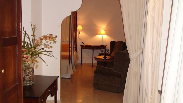 Hostal Hospederia Monasterio de Rueda