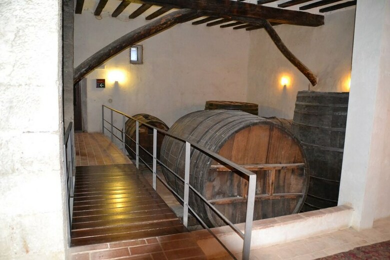 Hostal Hospederia Monasterio de Rueda