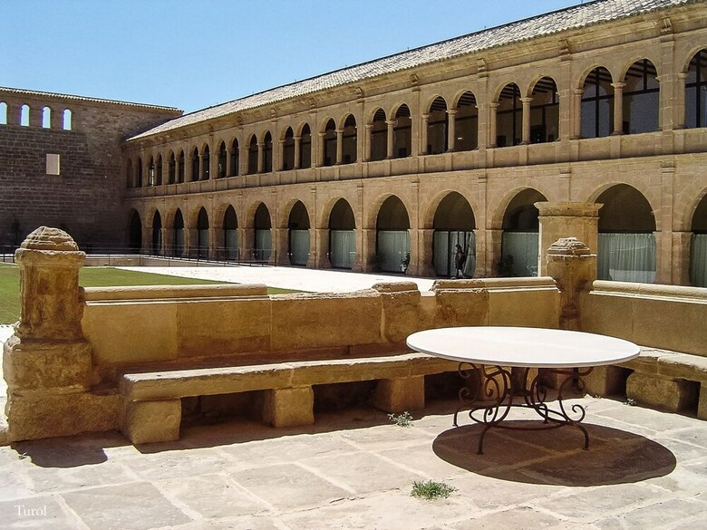 Hostal Hospederia Monasterio de Rueda