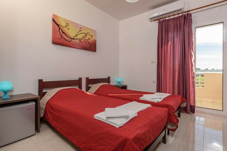 Hotel Elpidis Villa