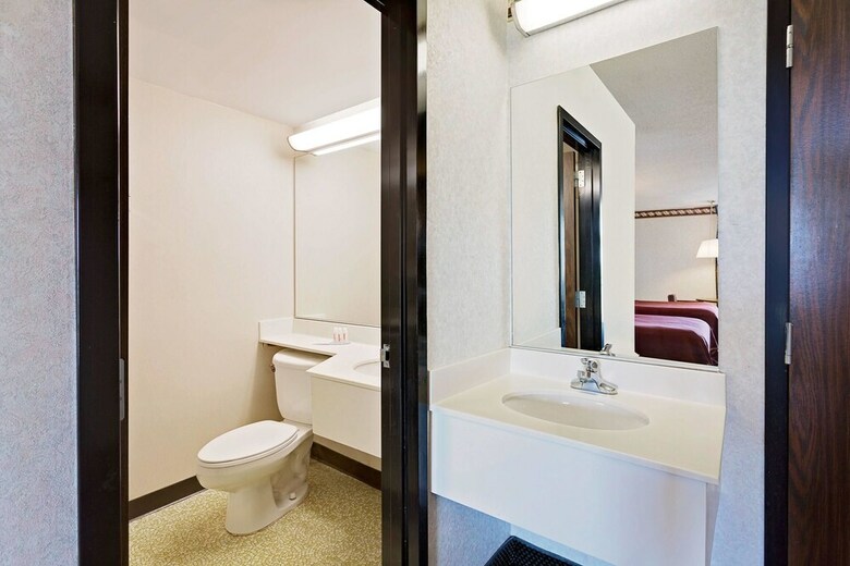 Hotel Howard Johnson By Wyndham Lexington