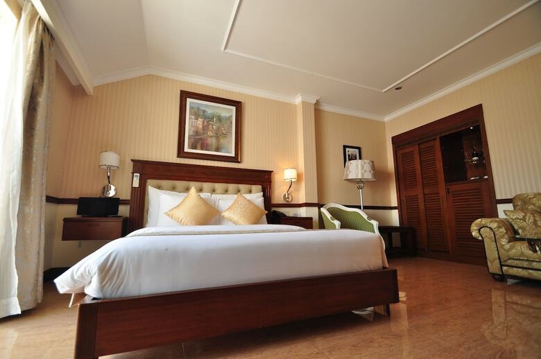Central Hotel And Residences