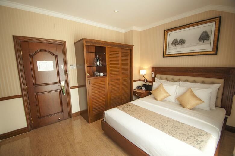 Central Hotel And Residences