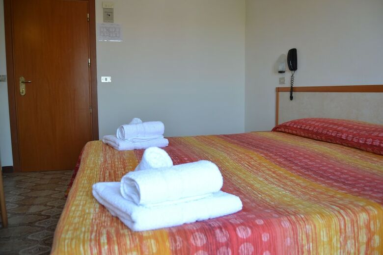 Hotel Apis