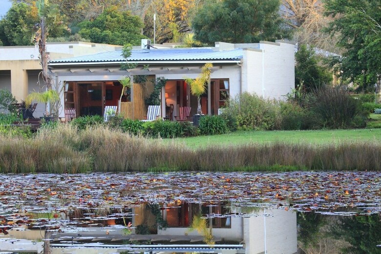 Agroturismo Lily Pond Country Lodge