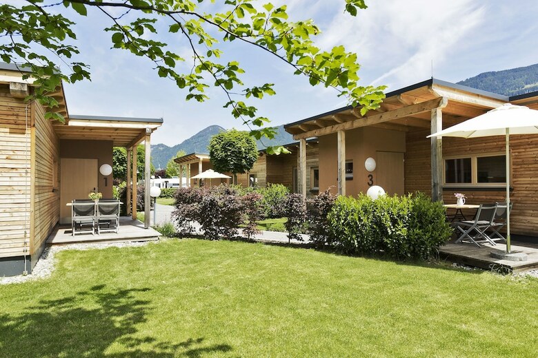 Nat�rlich Hell. Aparthotel & Camping