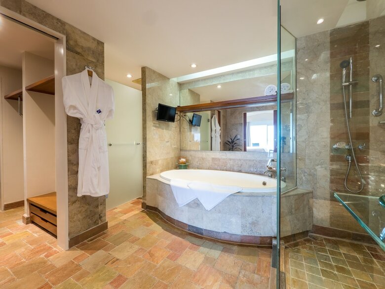 Hotel Fiesta Resort And Spa Saipan