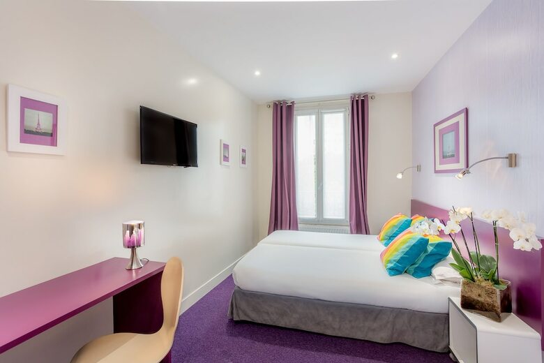 Porte De Versailles Hotel