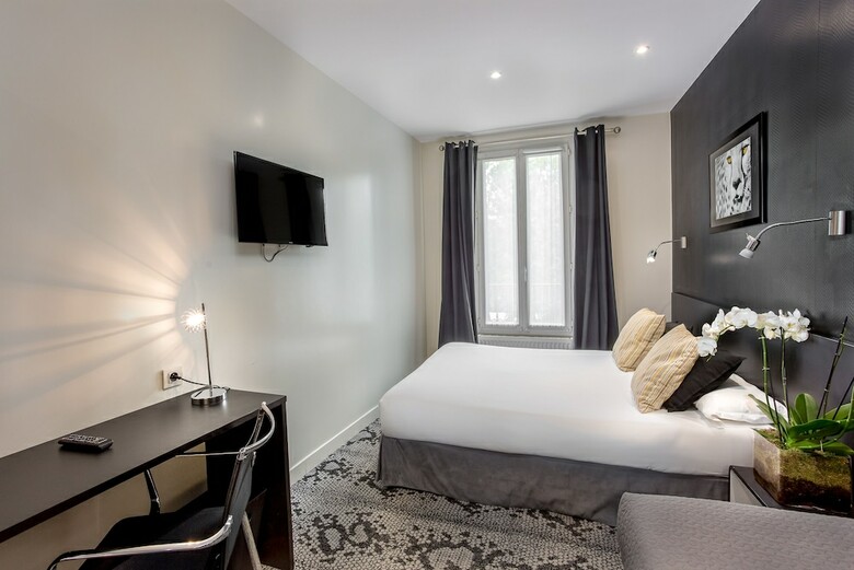 Porte De Versailles Hotel