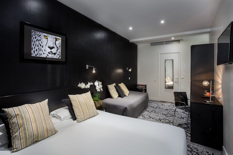 Porte De Versailles Hotel
