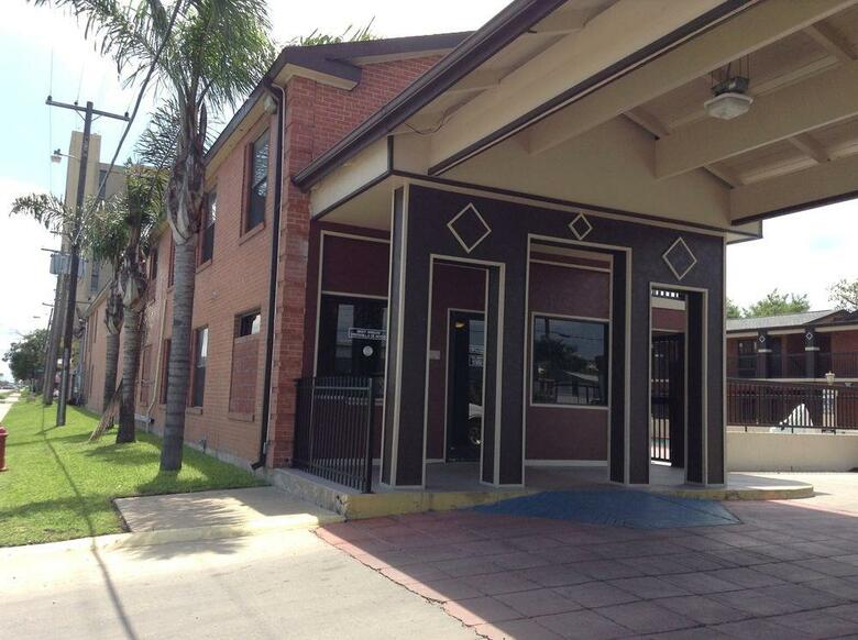 Hotel Laredo Executive Inn