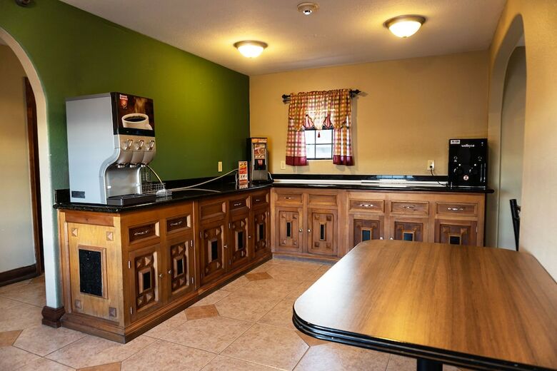 Hotel Laredo Executive Inn