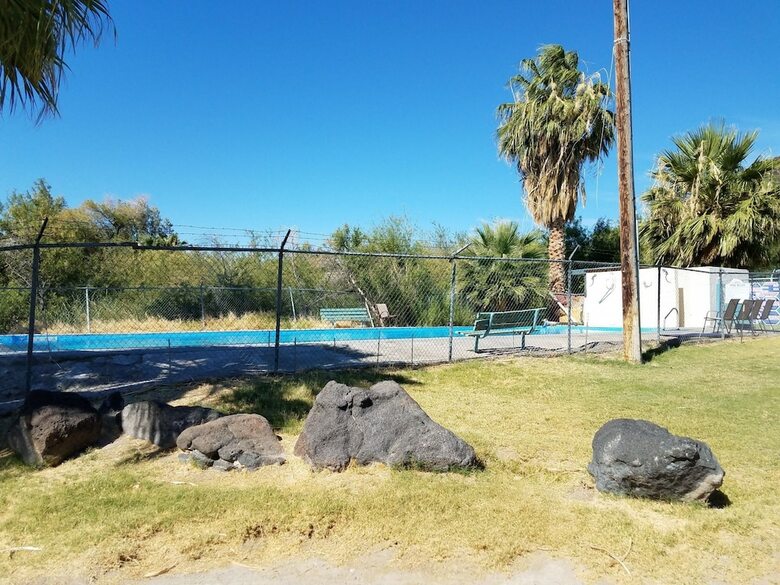 Hotel Shoshone Inn