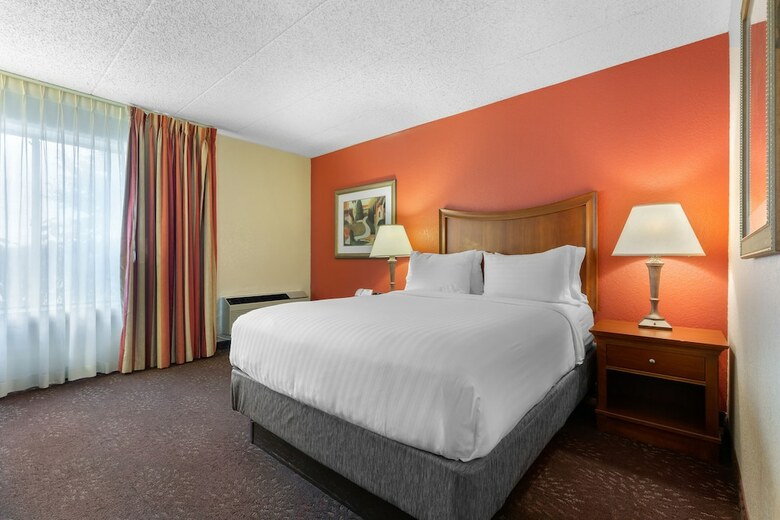 Hotel Holiday Inn Express Chicago-downers Grove