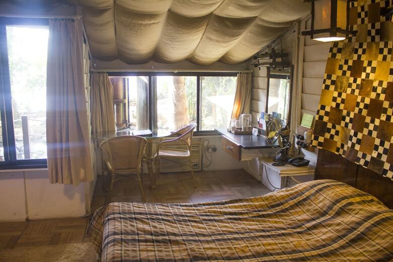 Ravine Hotel