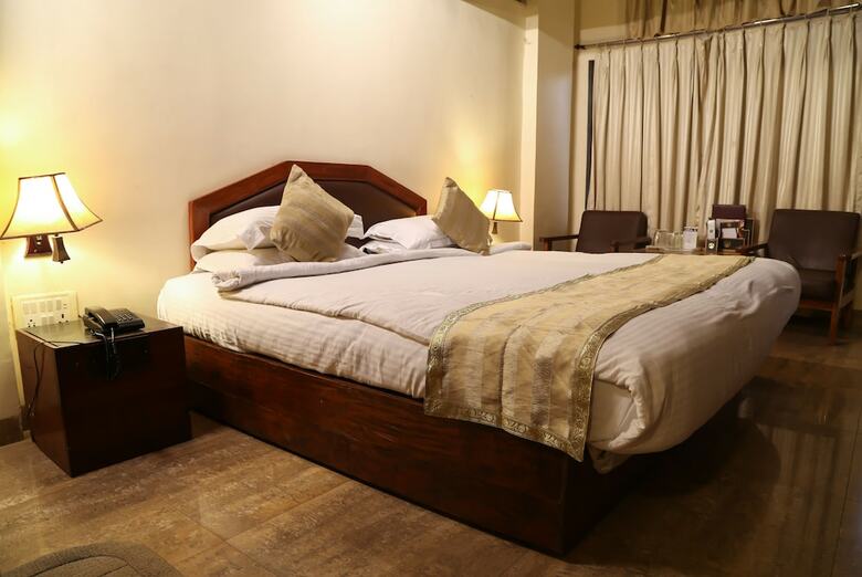 Ravine Hotel