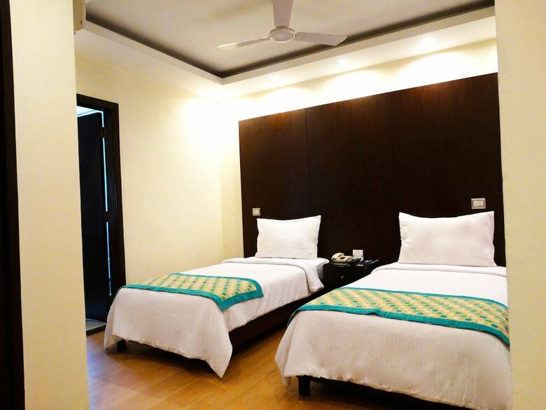 Hotel The Legend Inn - New Delhi