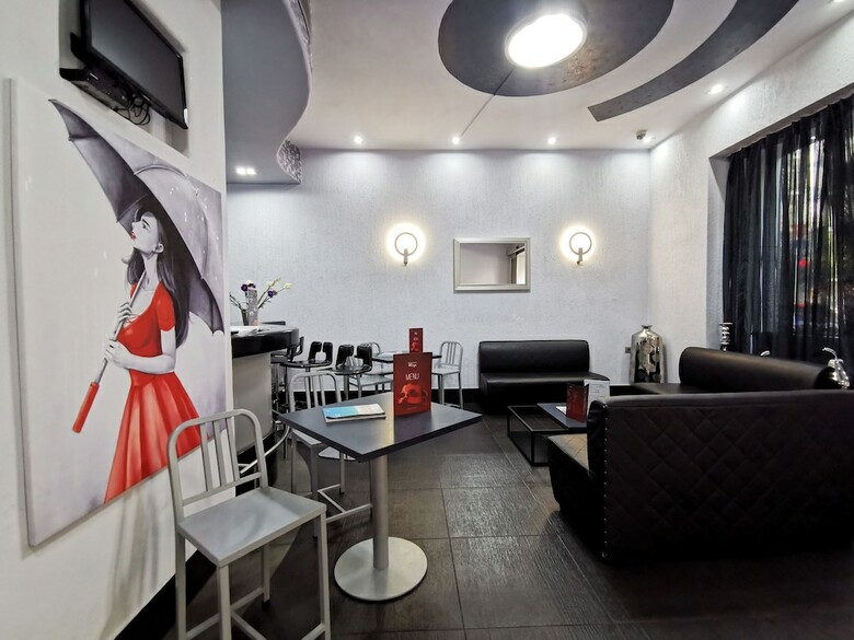 Central Hotel By Zeus International