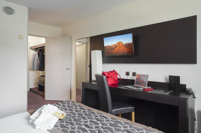 Hotel Apogia Paris