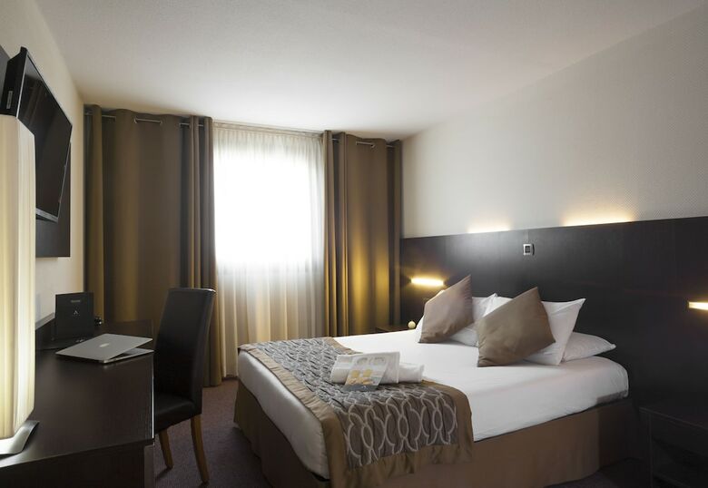 Hotel Apogia Paris