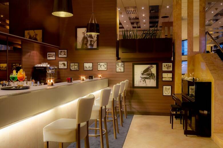 Hotel Apogia Paris