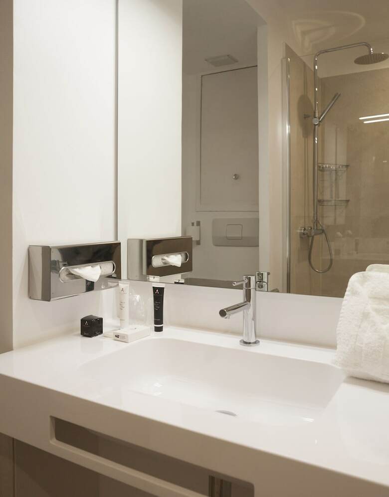 Hotel Apogia Paris