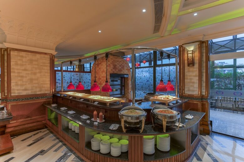 Windsor Plaza Hotel