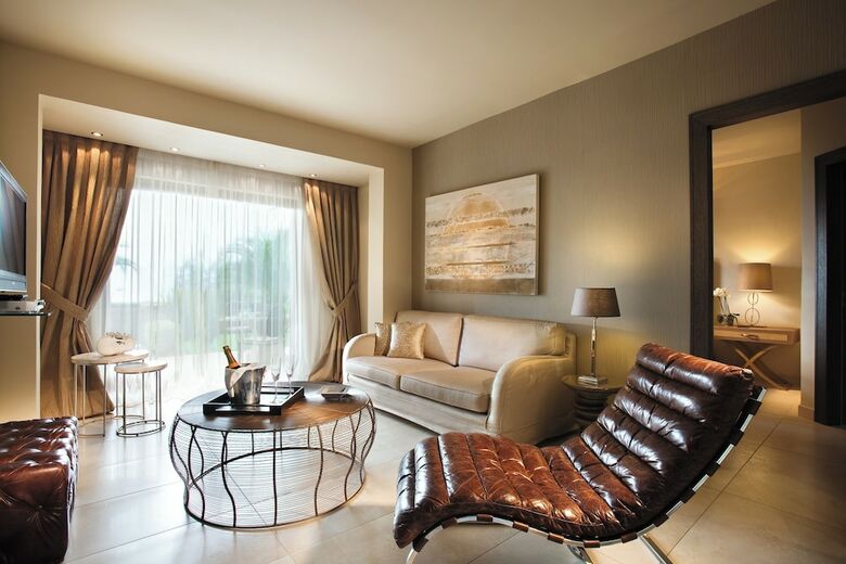 Hotel Sani Asterias