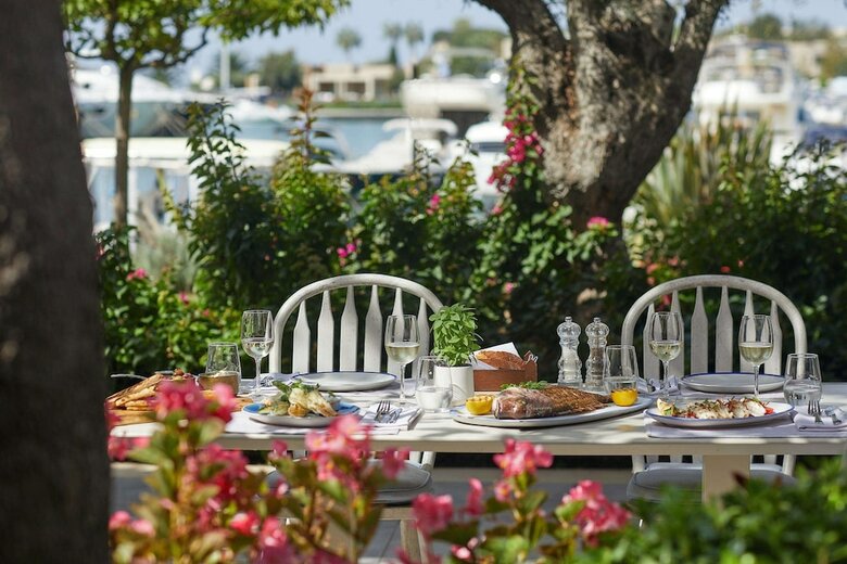Hotel Sani Asterias