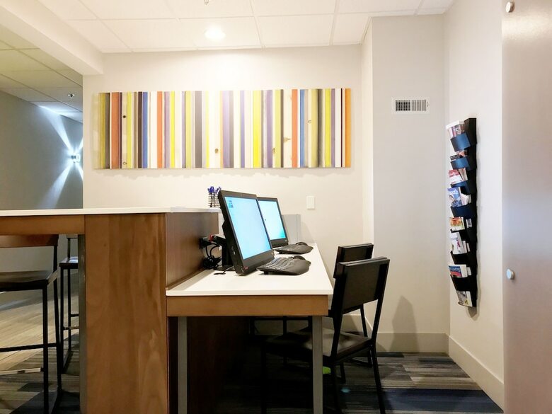 Holiday Inn Express Hotel & Suites White River Junction