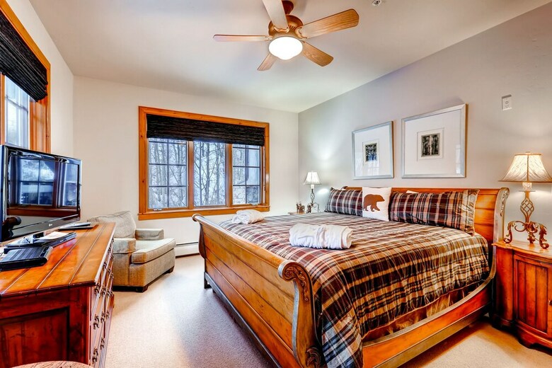 Bachelor Gulch Village