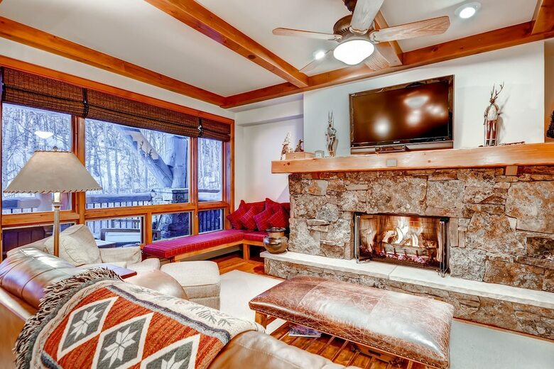 Bachelor Gulch Village