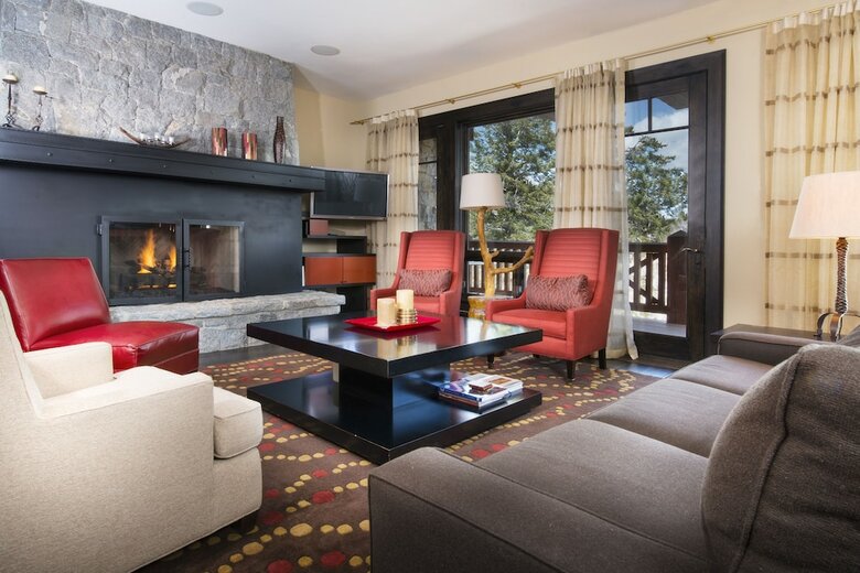 Bachelor Gulch Village