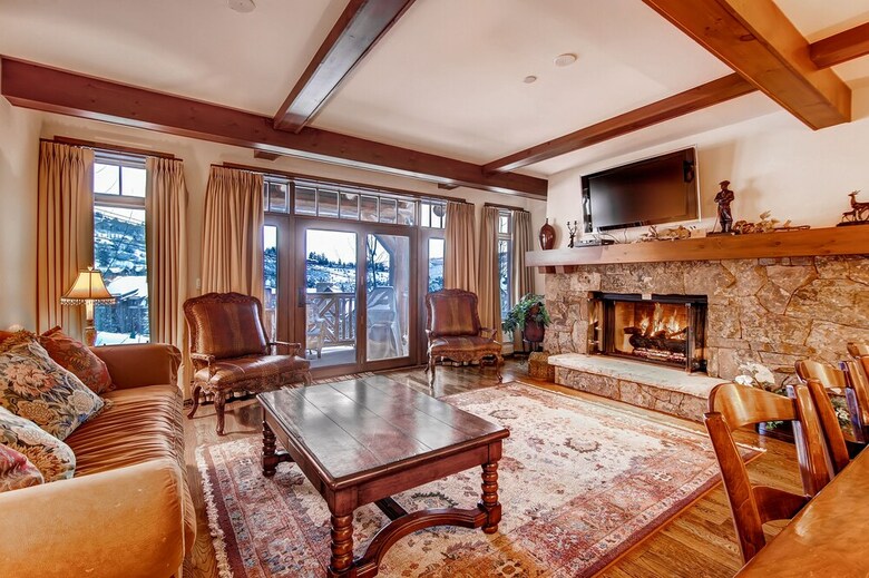 Bachelor Gulch Village