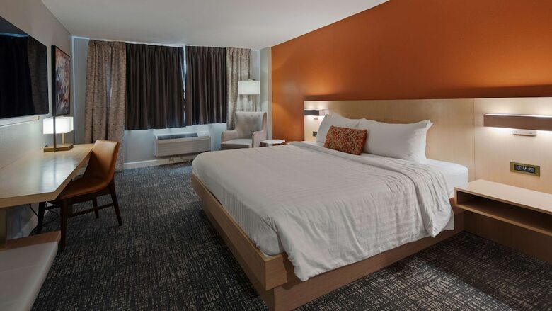 Lincoln Hotel Surestay Collection By Best Western