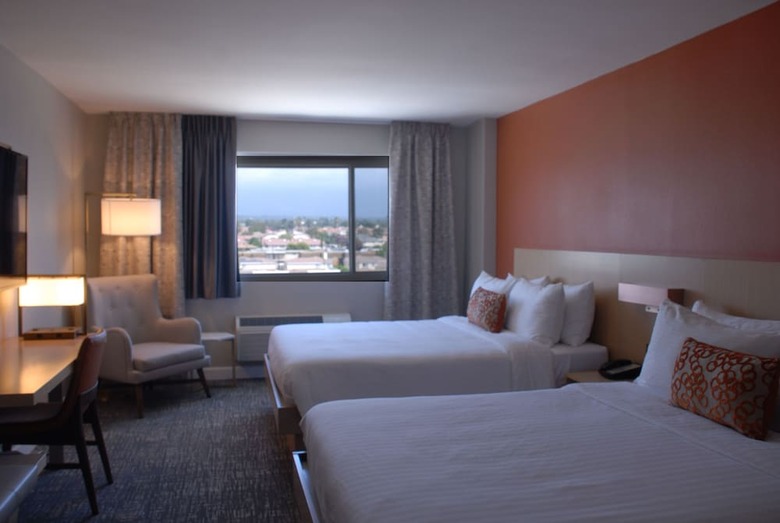 Lincoln Hotel Surestay Collection By Best Western