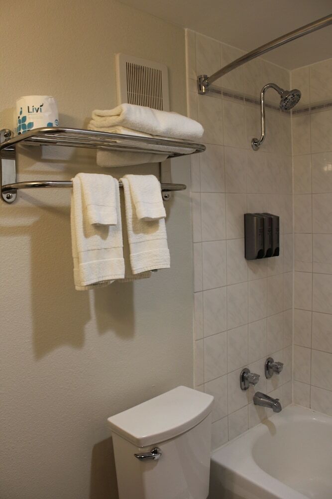 Lincoln Hotel Surestay Collection By Best Western