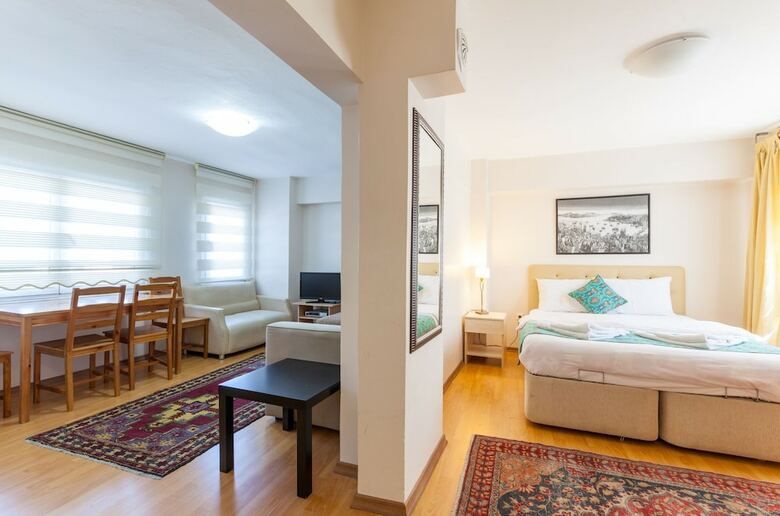 Sultan Apartments
